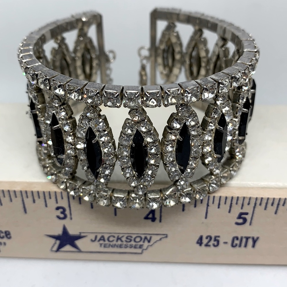 Chunky Rhinestone Bracelet Clear Black